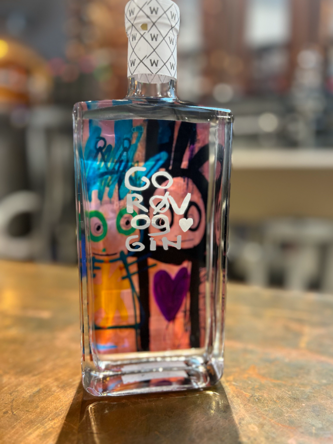 Poul Pava "Go Røv Og Gin" øko. 40% - 70 cl.